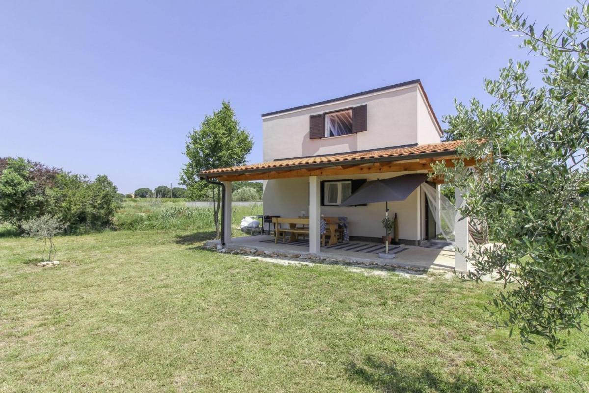 Počitniška hiša Casa Ulika In - Haus Fuer 2-3 Personen Pula