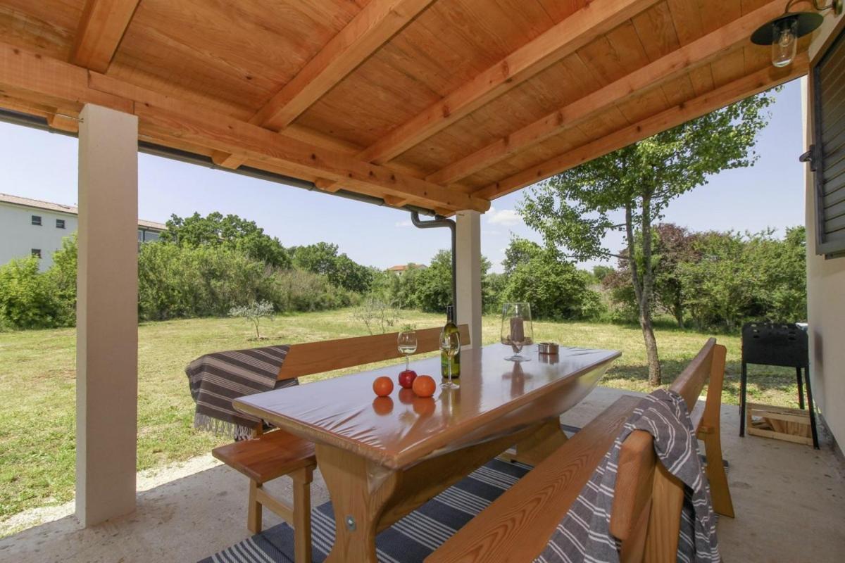 Casa Ulika In - Haus Fuer 2-3 Personen Holiday home Pula