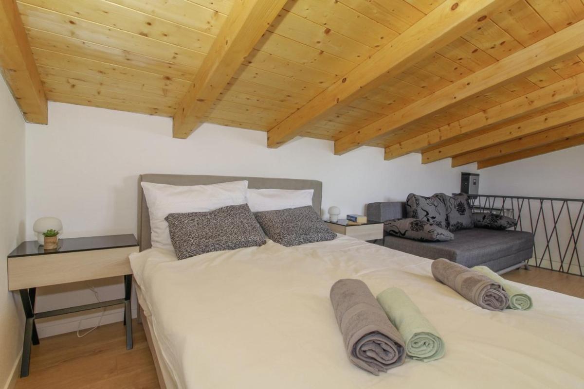 Casa Ulika In - Haus Fuer 2-3 Personen Počitniška hiša Pula