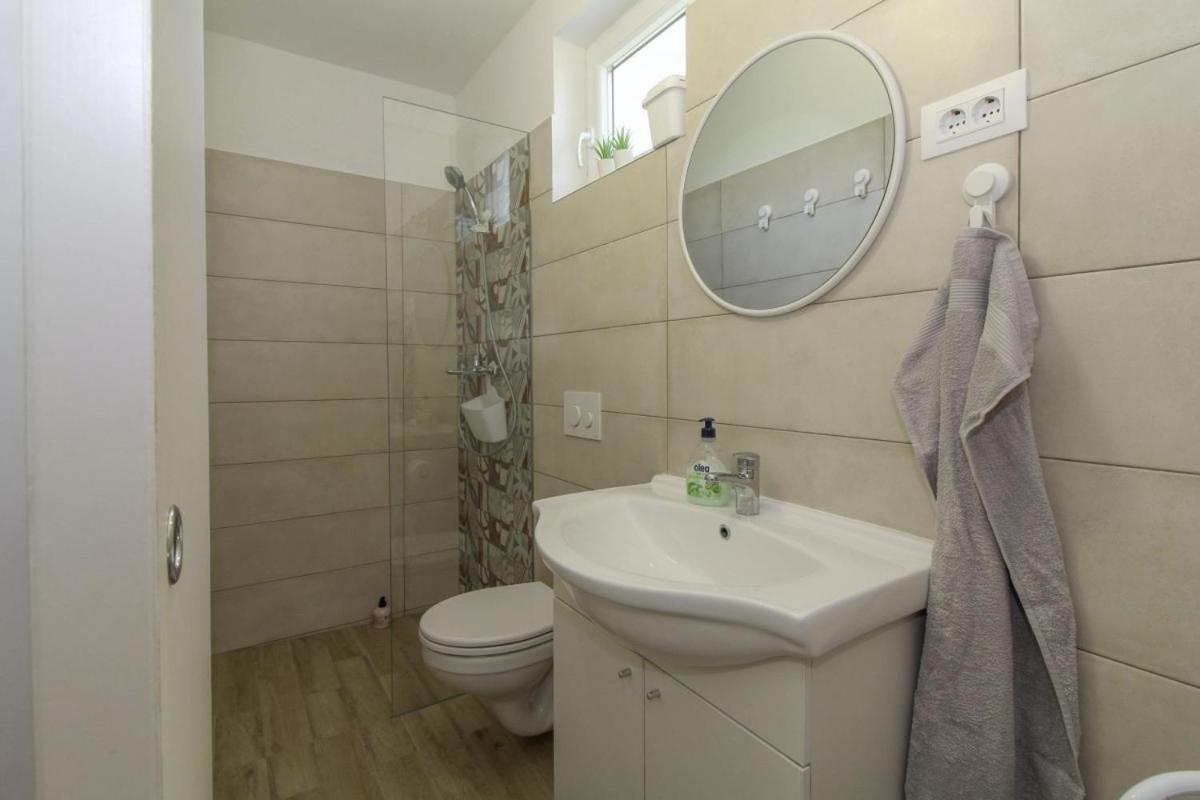 Casa Ulika In - Haus Fuer 2-3 Personen Holiday home Pula
