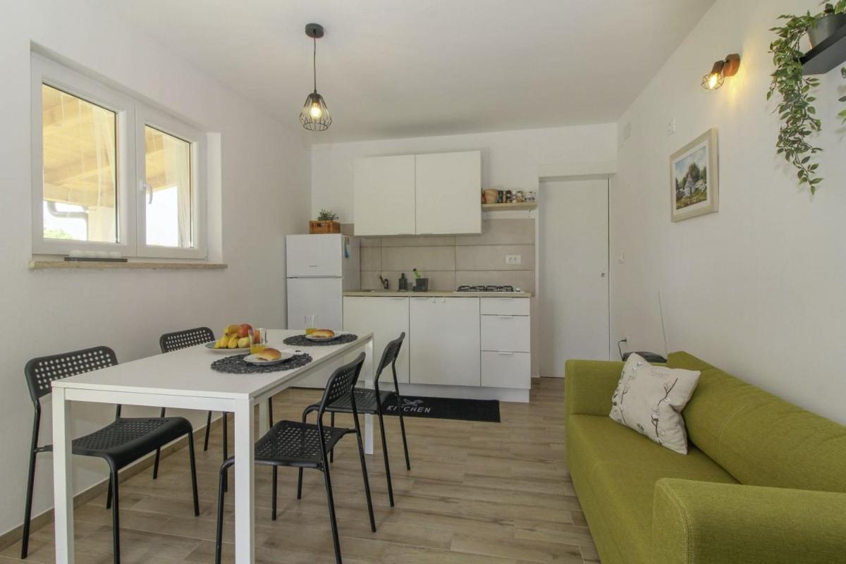 Casa Ulika In - Haus Fuer 2-3 Personen Pula